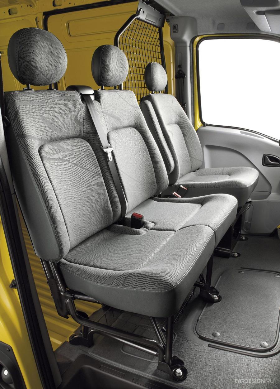  Renault Master 2006 года  (фото 22 из 54)